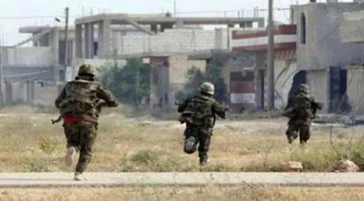 Hêzên rejîmê bajarê Kefernebûda kontrol kir… çete hewldana vegerandinê dikin
