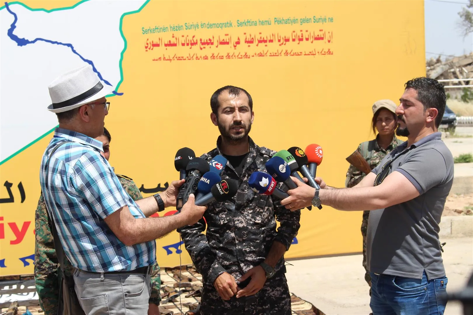 QSD: Di operasyonên li dijî şaneyên veşartî de 42 DAIŞ‘î hatin girtin