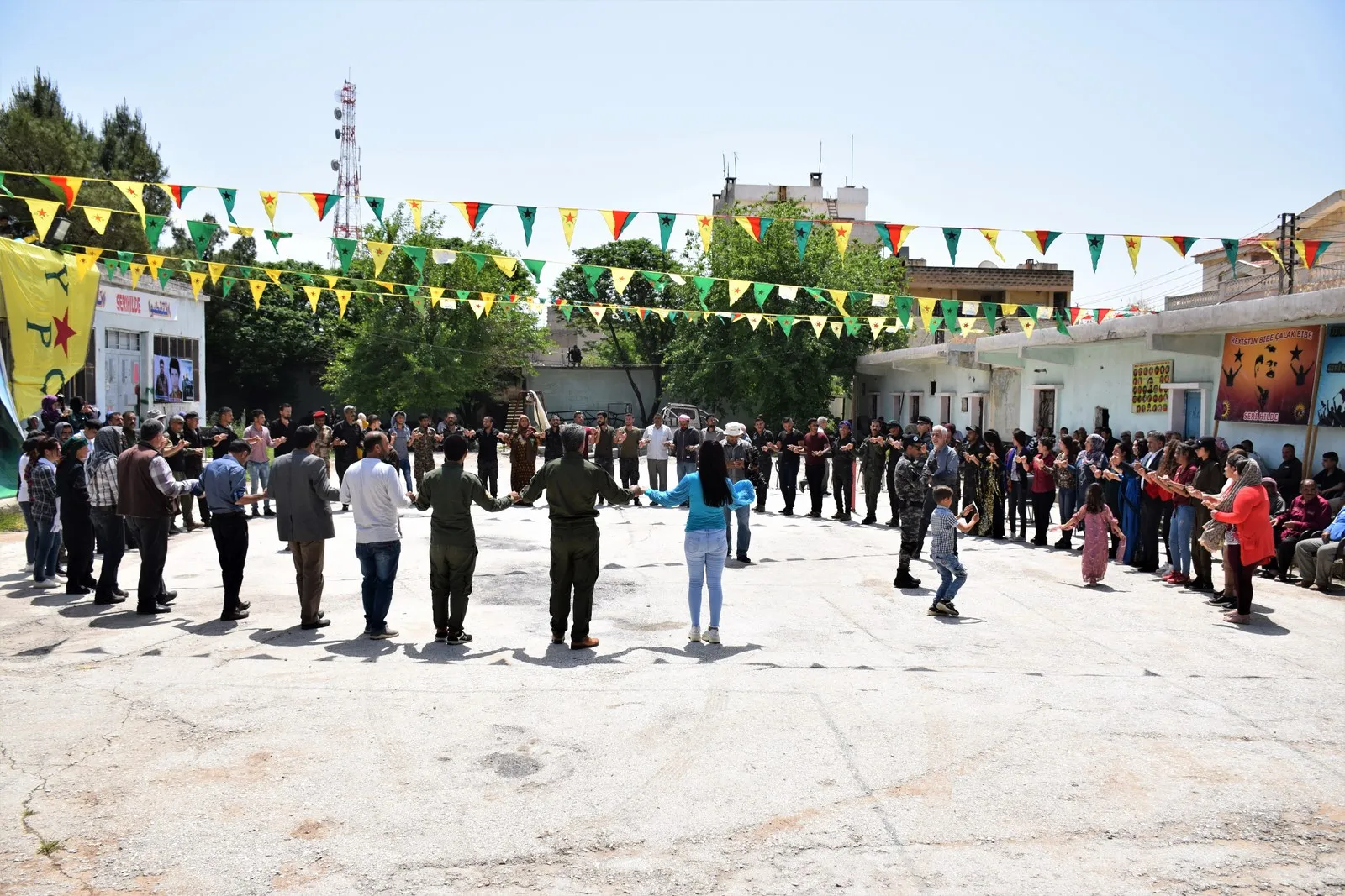 Di pîrozbahiyên 1’ê Gulanê de teqezkirina têkoşîna li dijî dagirkeriya Tirk