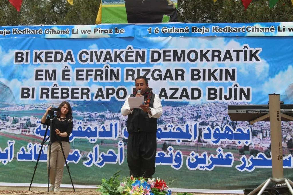 Di pîrozbahiyên 1’ê Gulanê de teqezkirina têkoşîna li dijî dagirkeriya Tirk
