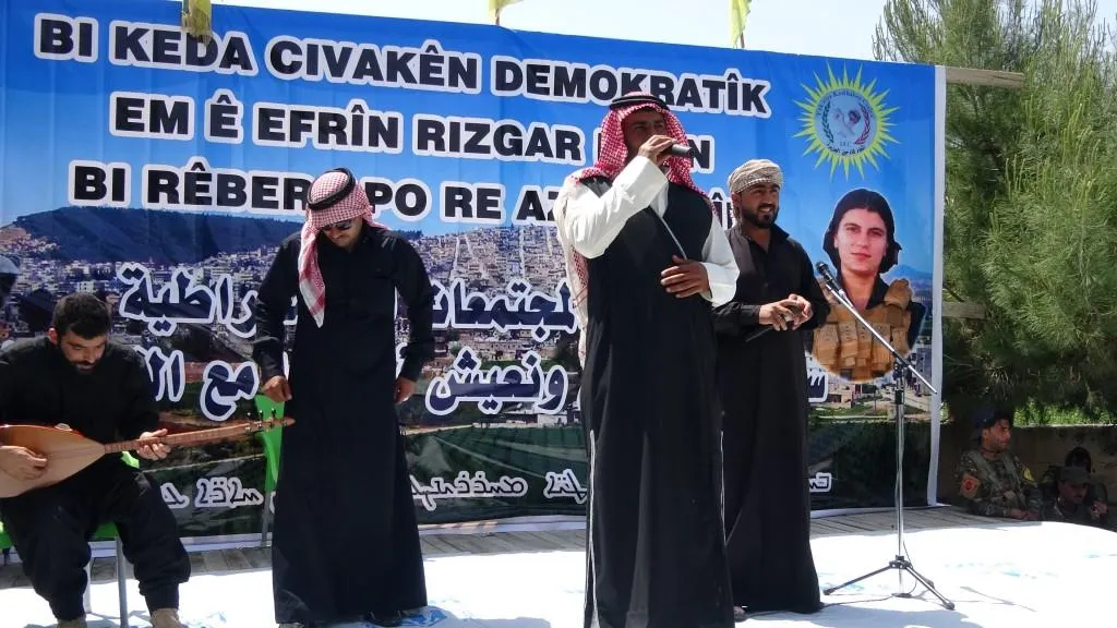 `Şoreşa Bakur û Rojhilatê Sûriyê şoreşa karker û kedkaran e`