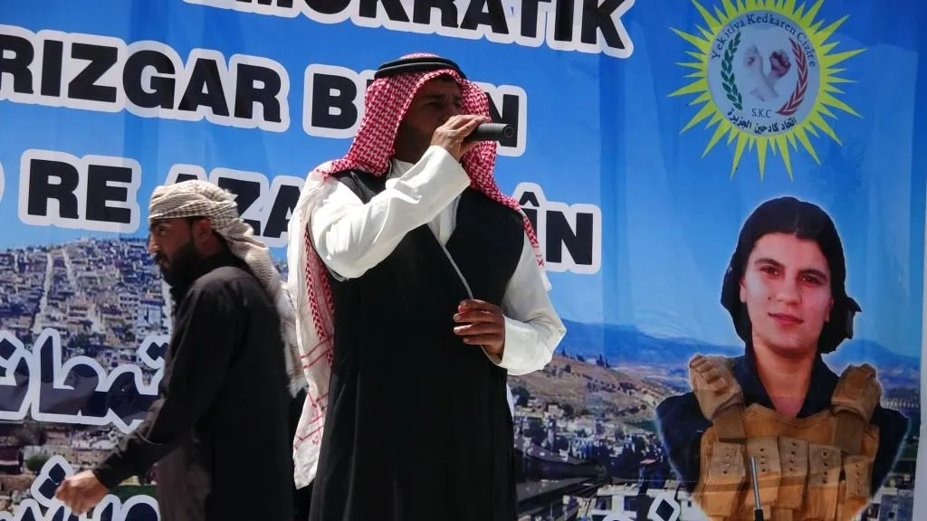 `Şoreşa Bakur û Rojhilatê Sûriyê şoreşa karker û kedkaran e`