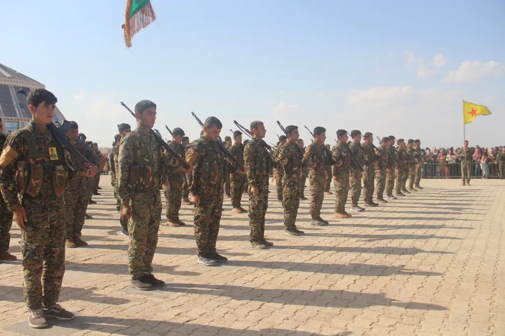 Cenazeyê şehîdê YPG‘ê Diyar li Kobanê hat veşartin