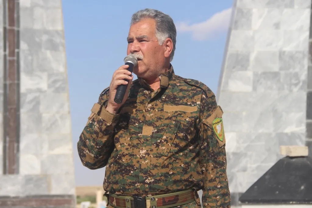 Cenazeyê şehîdê YPG‘ê Diyar li Kobanê hat veşartin