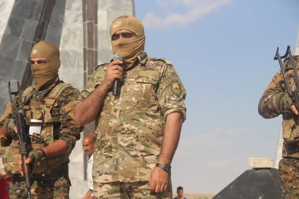 Cenazeyê şehîdê YPG‘ê Diyar li Kobanê hat veşartin