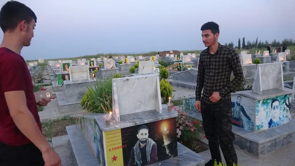 Roja Şehîdan li Dêrik û Qamişlo hate bi bîranîn