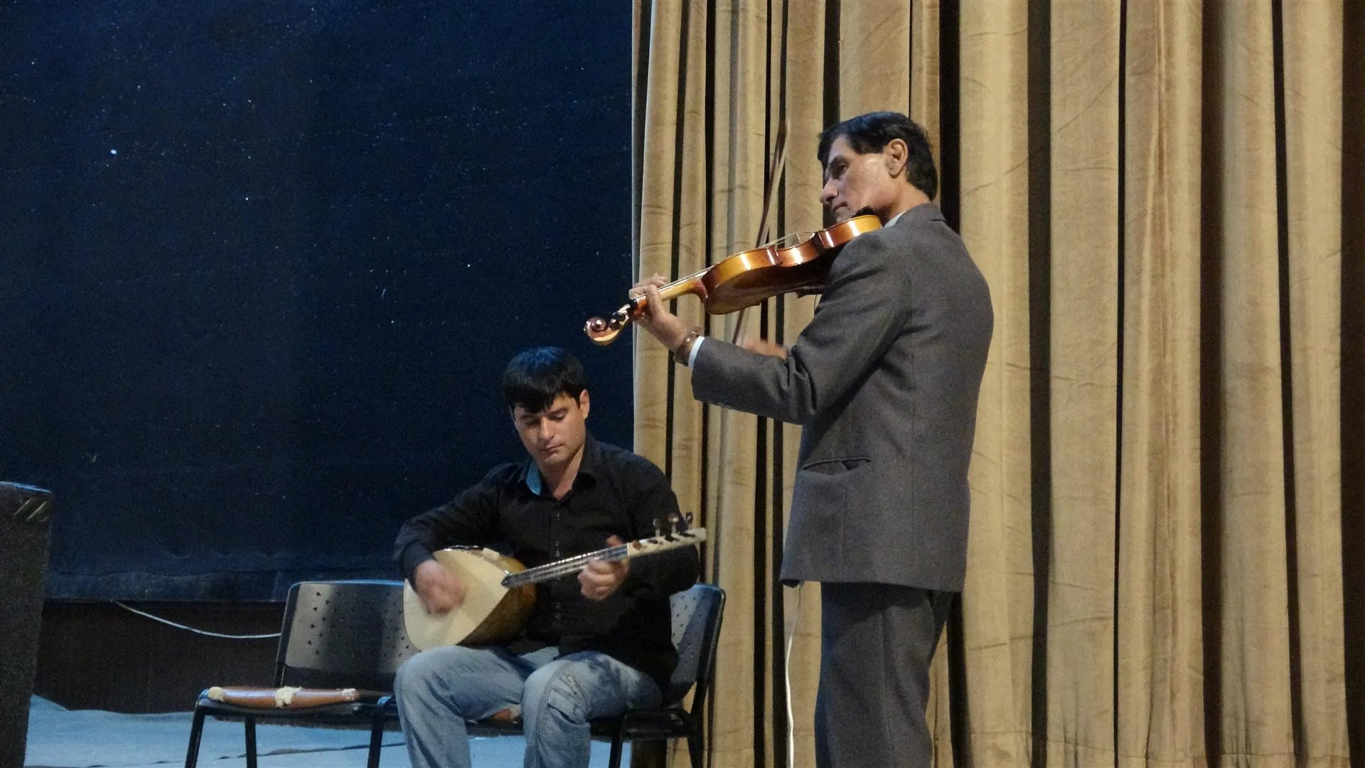 Malbatên şehîdan û rewşenbîran Roja Şehîdan bibîr anîn