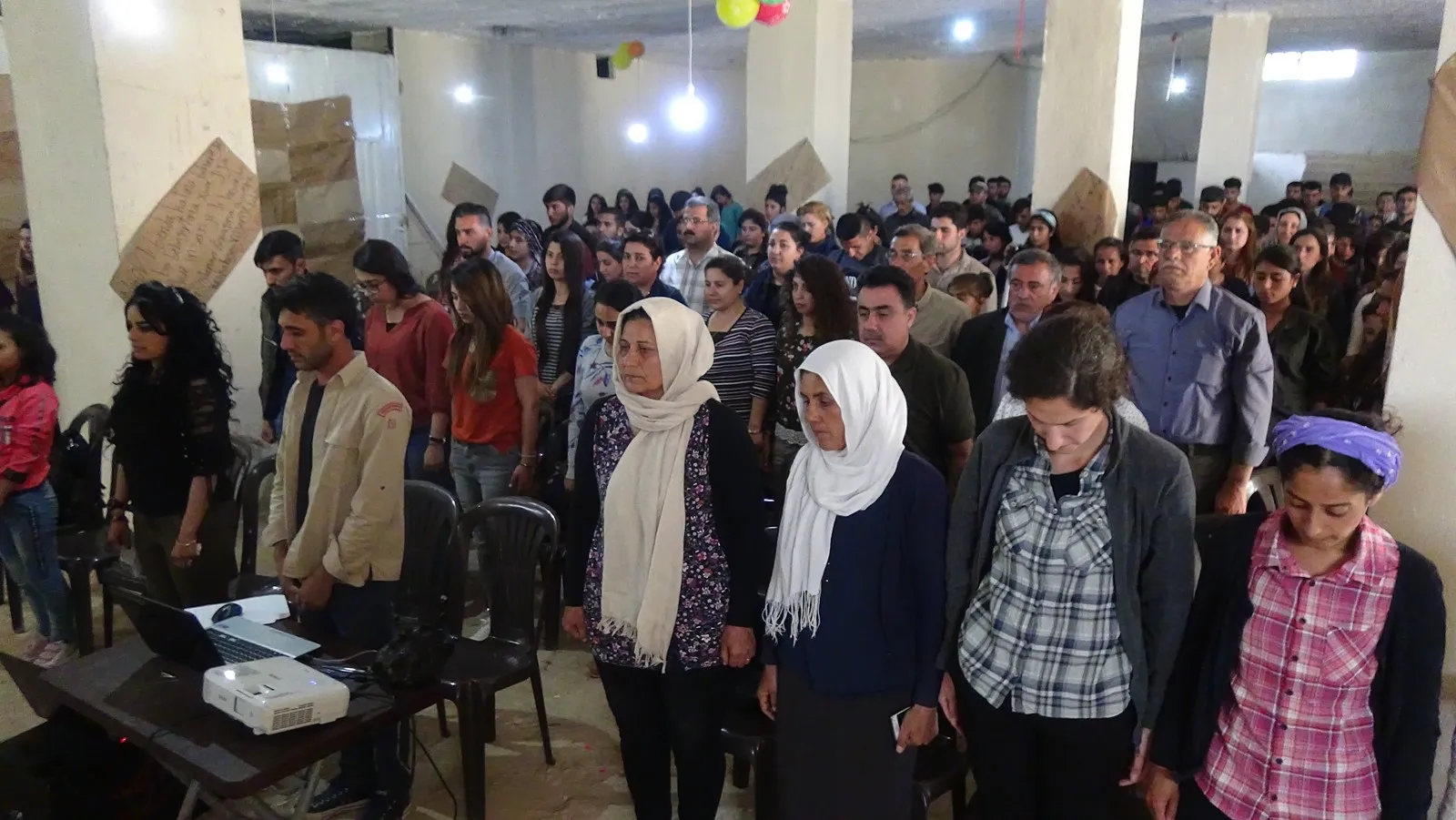Xelatên Pêşbirka Şehîd Gerzan hatin dayîn