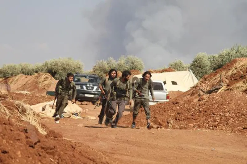Li gundewarê Idlib û Hemayê şer didome