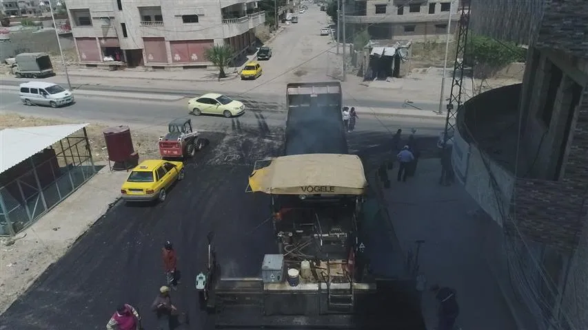 Heta niha 6 hezar û 500 metre çargoşe zift li rêyên Qamişlo hate rijandin