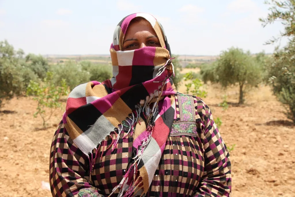 Jinên Minbicê hişmendiya mêrdestiyê dişkînin