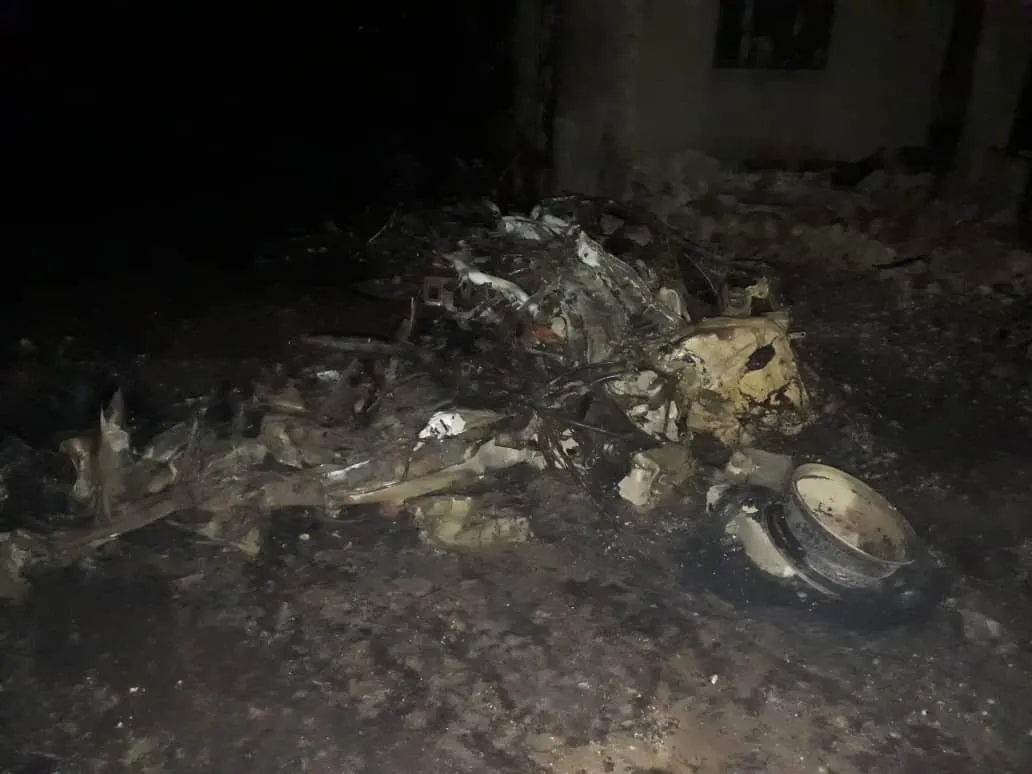 Li rojavayî Minbicê erebeyeke bombebarkirî teqiya