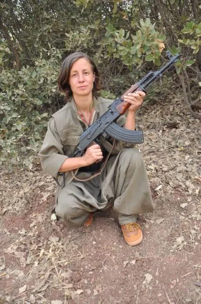Gerîlaya Elman ji ber êrîşa hewayî ya Tirk şehîd bû