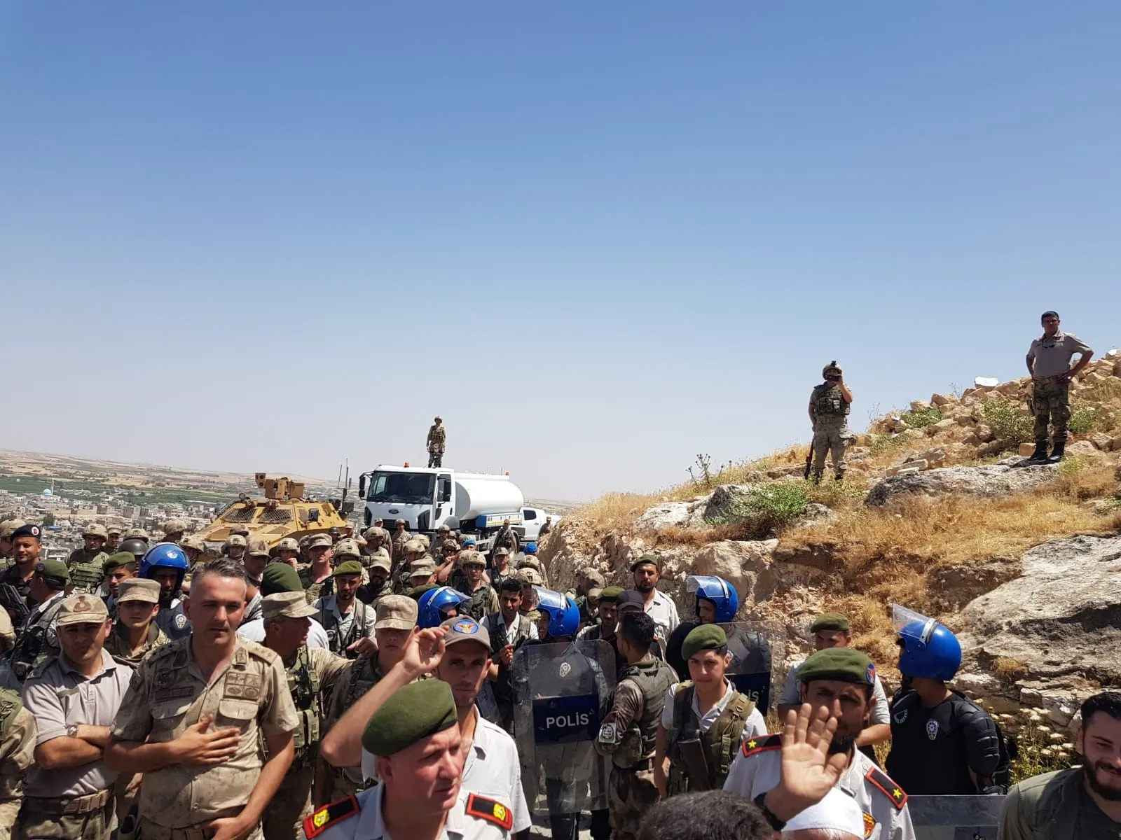 Şêniyên Babê dîsa li dijî dagirkeran derketin xwepêşandanan