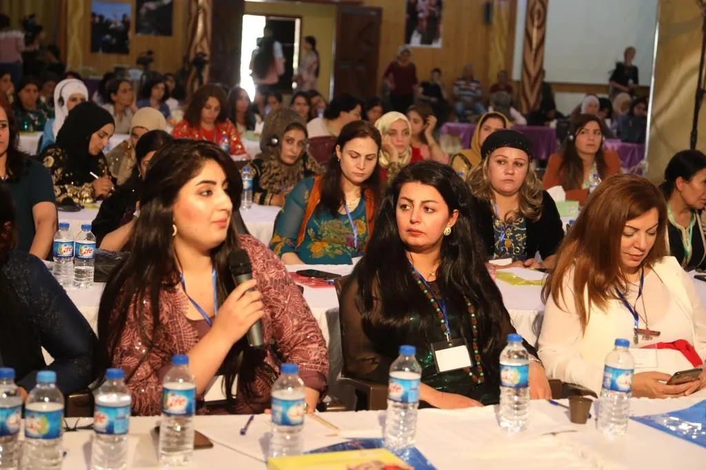 Ji pêşniyarên kongreyê: Divê Meclisa Jinan di destûra Sûriyê de cih bigire