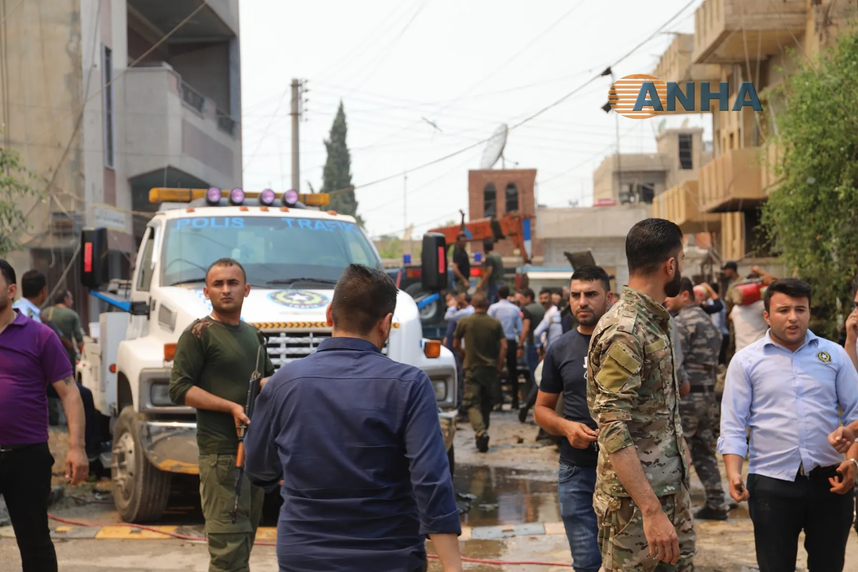 Li Qamişlo erebeyeke bombebarkirî teqiya