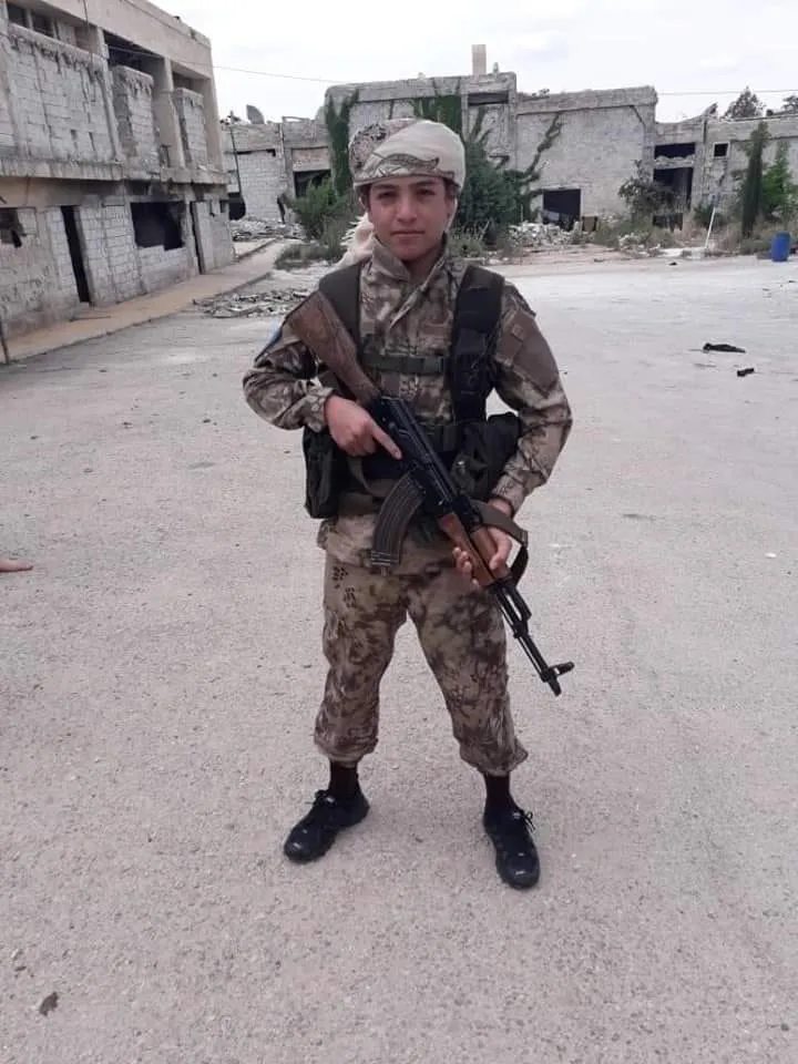 Zarokekî ji Şengalê di şerê li Hemayê de hate kuştin, gelo zarok çawa gihaşt wir?