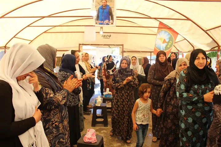 Şêniyên Qamişlo sersaxî ji malbata efrînî re xwestin