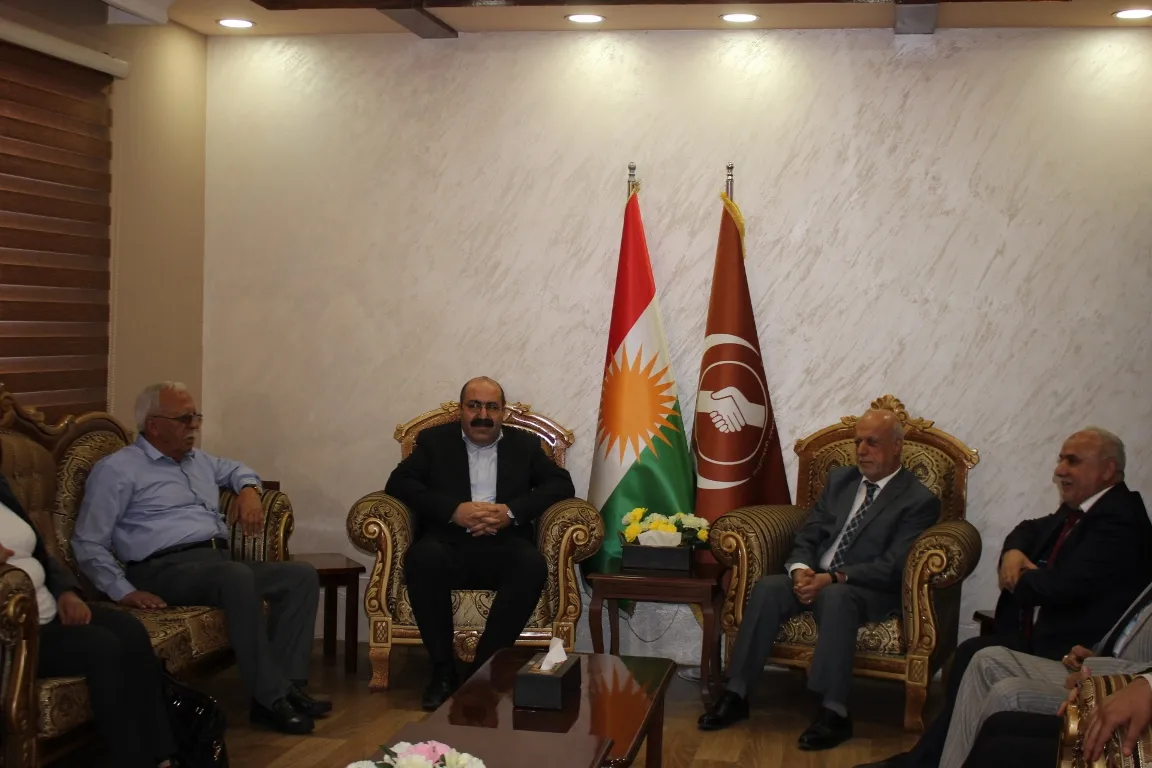 Şandeya Bakur û Rojhilatê Sûriyê serdana Yekgirtûya Îslamî kir