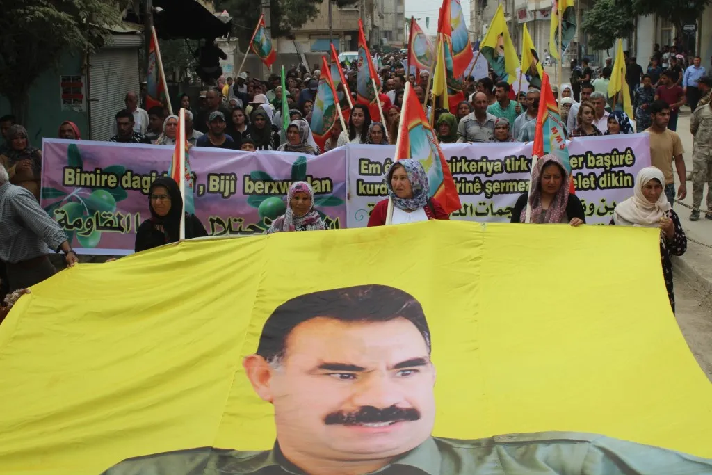Gelê Kobanê êrîşên li ser Başûrê Kurdistanê şermezar kirin