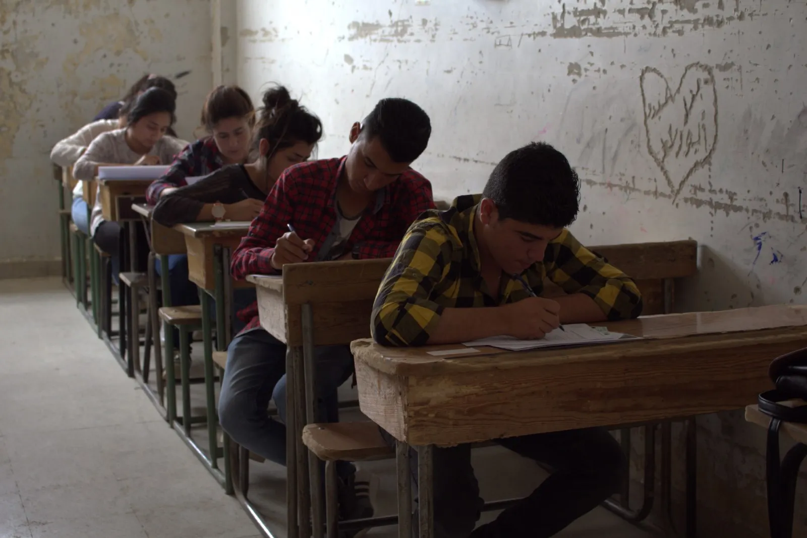 189 xwendekarên Efrîn û Şehbayê derbasî ezmûnê bûn
