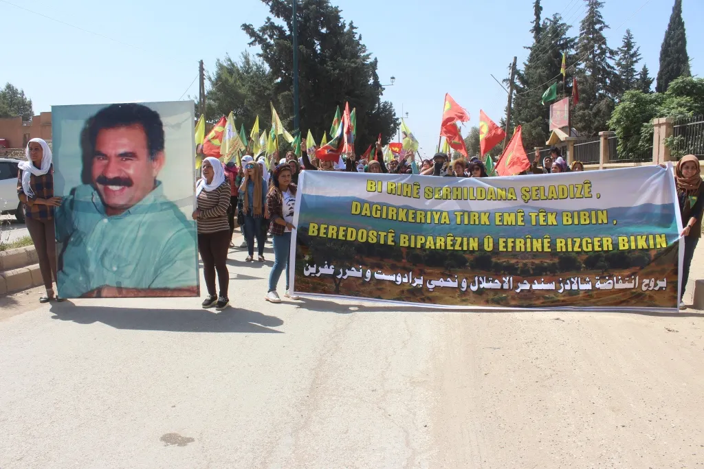 Gelê herêma Cizîrê êrîşên li ser Herêmên Parastinê yên Medyayê şermezar kirin