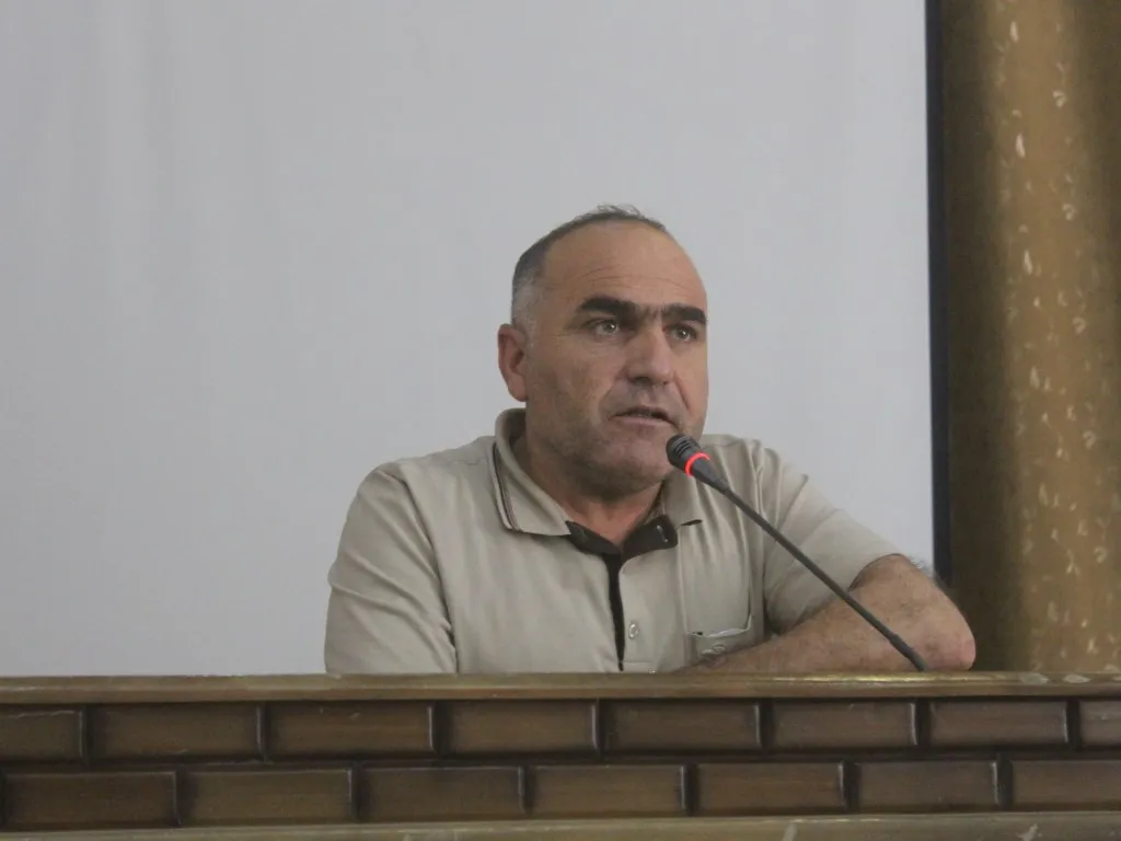 Karkerên paqijiyê li Minbicê hatin xelatkirin
