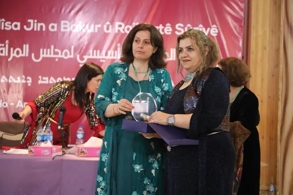 Kongreya Damezirîner a Meclisa Jinan a Bakur û Rojhilatê Sûriyê bi dawî bû