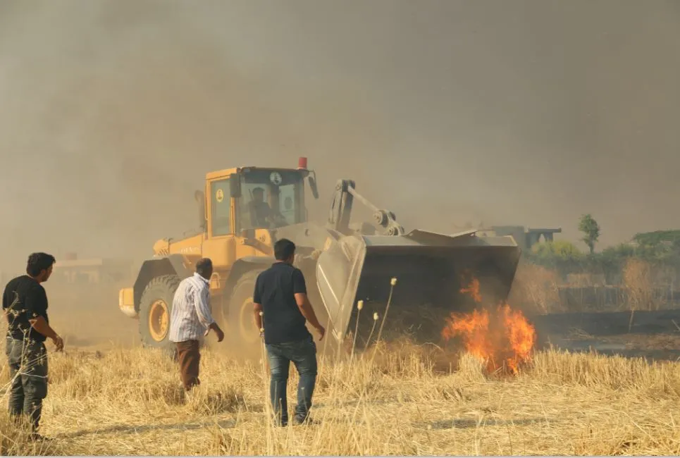Rejîma Sûriyê rê nade ku şewata li Qamişlo were vemirandin