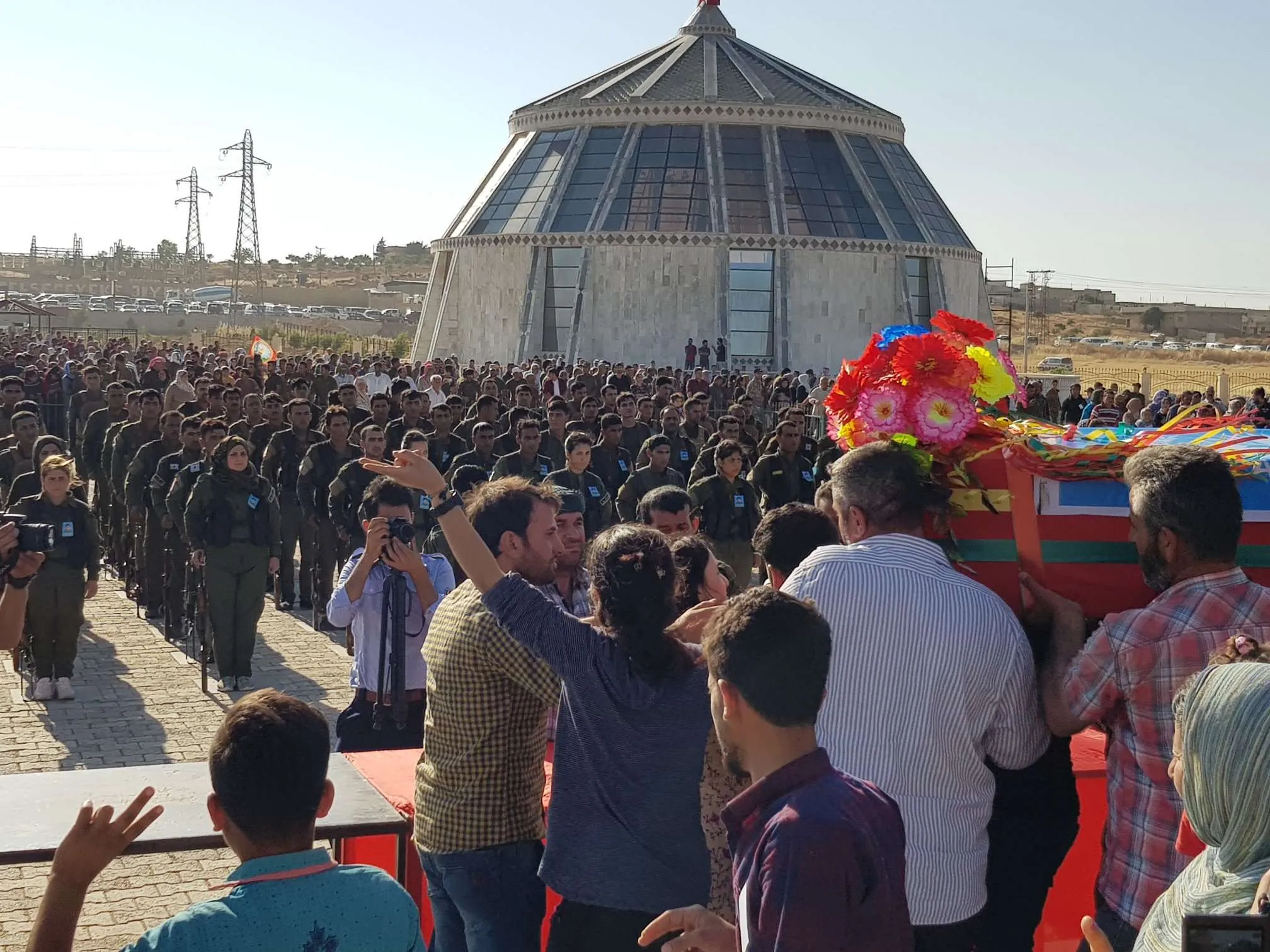 Sedan kesî şehîd Edhem spartin axê