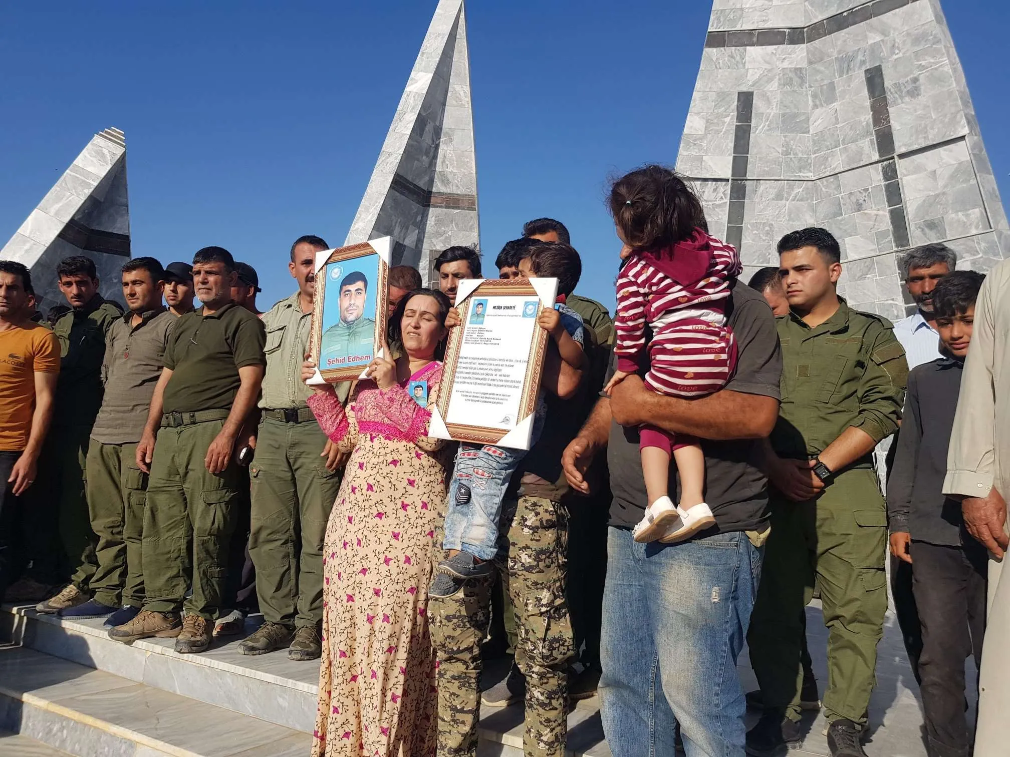 Sedan kesî şehîd Edhem spartin axê