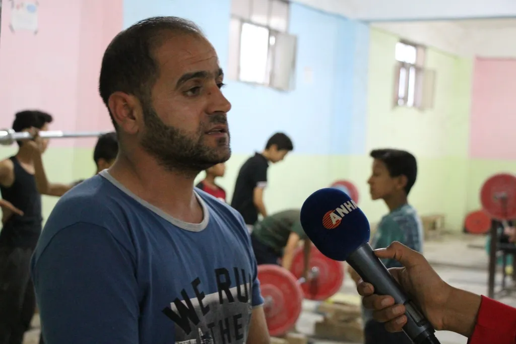 Yekitiya Werzîşê ya Minbicê werzîşa rakirina giraniyê bi pêş dixe