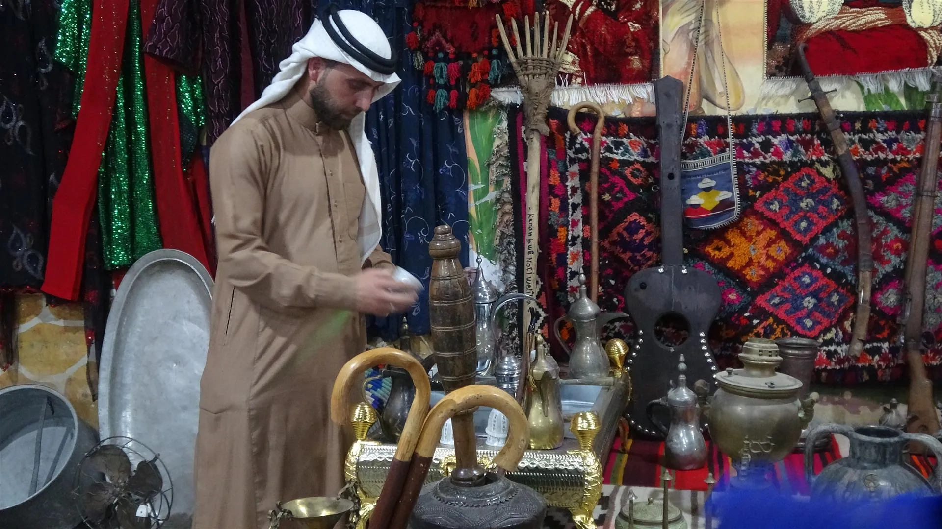 Pêşengeha cil û bergên folklorîk di roja 3`yan de didome