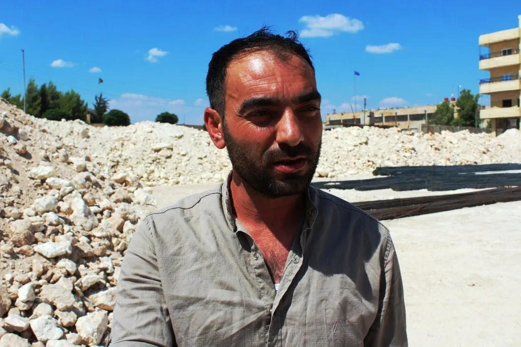 Li Kobanê stadeke futbolê tê ava kirin