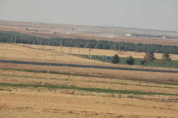 ANHA’yê komkirina hêza Tirkiyê li ser sînorê Girê Spî şopand