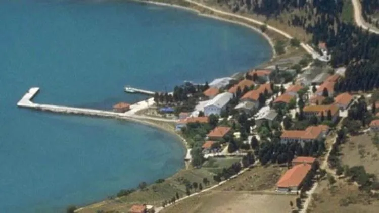Malbatan ji bo hevdîtinê serlêdan kir