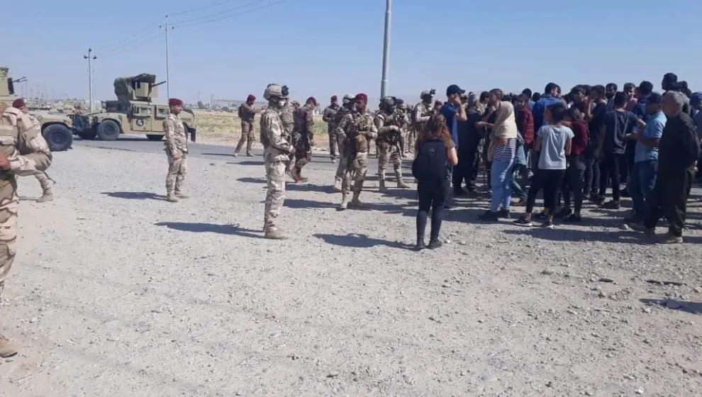 Artêşa Iraqê nahêle şêniyên Mexmûrê bimeşin Hewlêrê