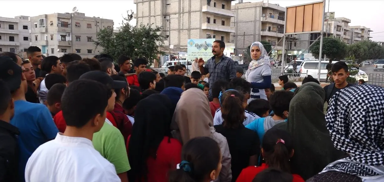 Ciwanên Minbicê: Tenê ciwan dikarin bajarê xwe biparêzin