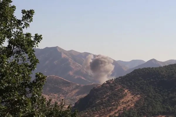 Balafirên şer ên Tirk gundên Qendîlê bombebaran kirin