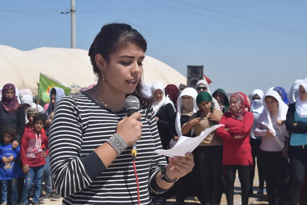 Çalakiya mertalên zindî bi beşdariya jinan berdewam e
