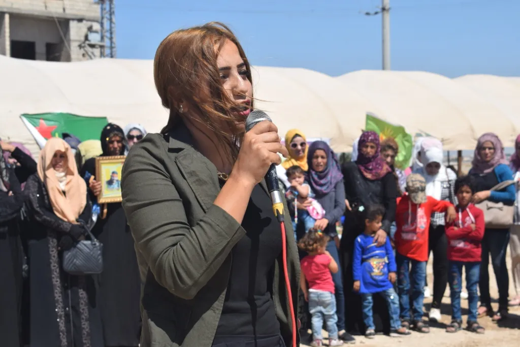 Çalakiya mertalên zindî bi beşdariya jinan berdewam e