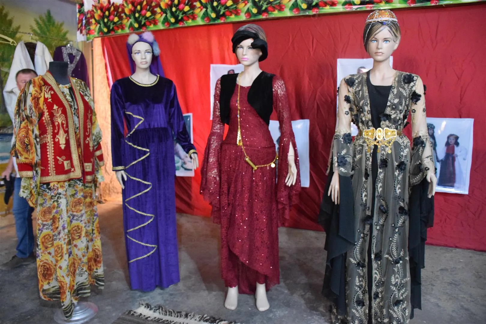 Li kantona Hesekê pêşangeha cil û bergên folklorîk