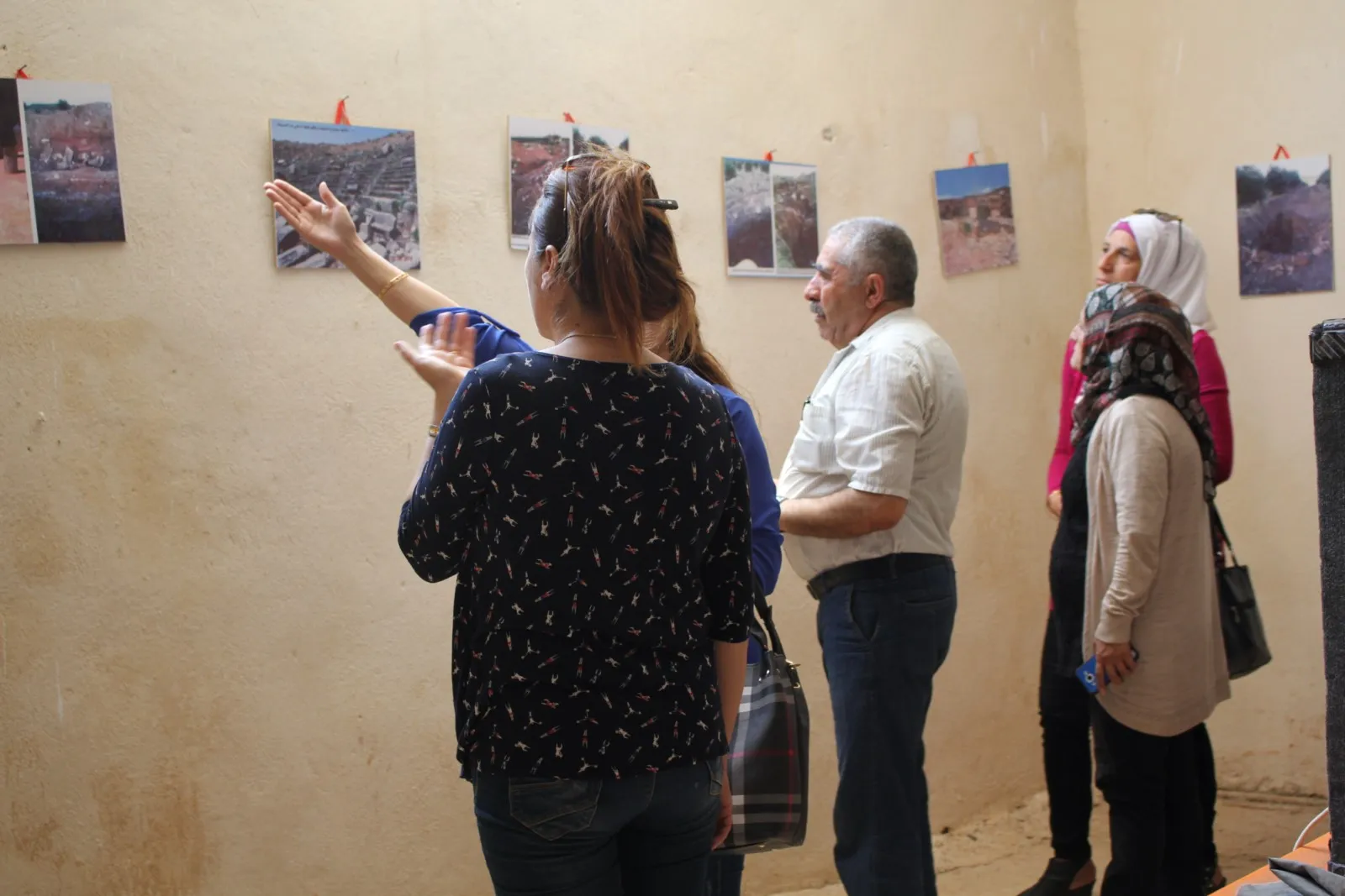 Li Şehbayê pêşangeha wêneyên hovîtiya Tirkiyê di roja duyemîn de ye