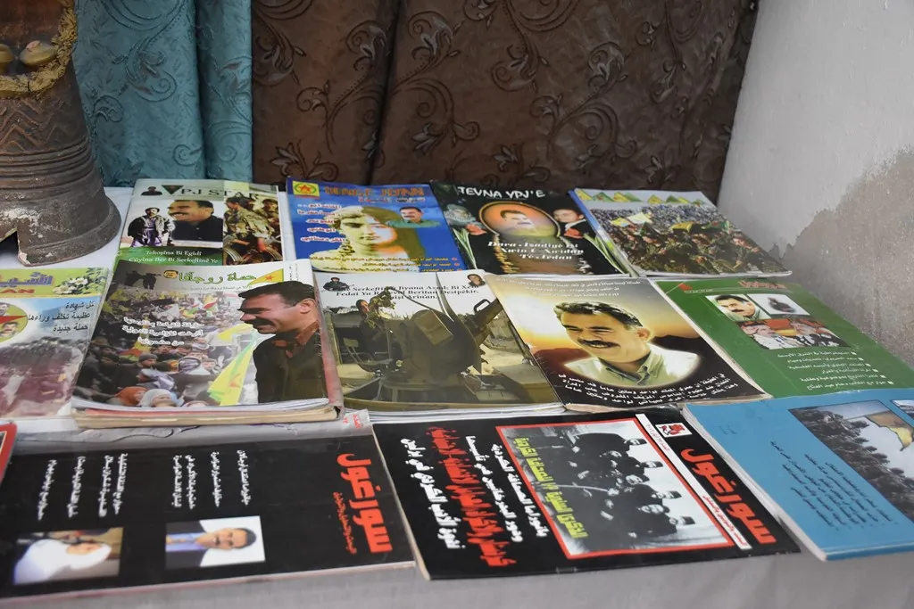 PYD’ê li Helebê pêşangeha pirtûkên Ocalan vekir