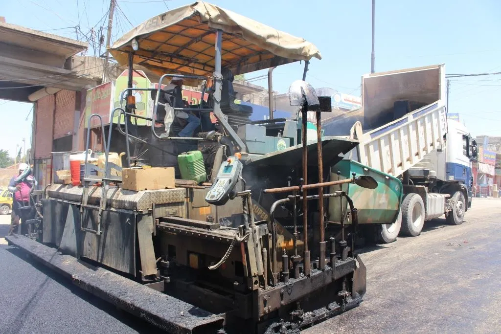 Li bajarê Qamişlo rêyên sereke hatin ziftkirin