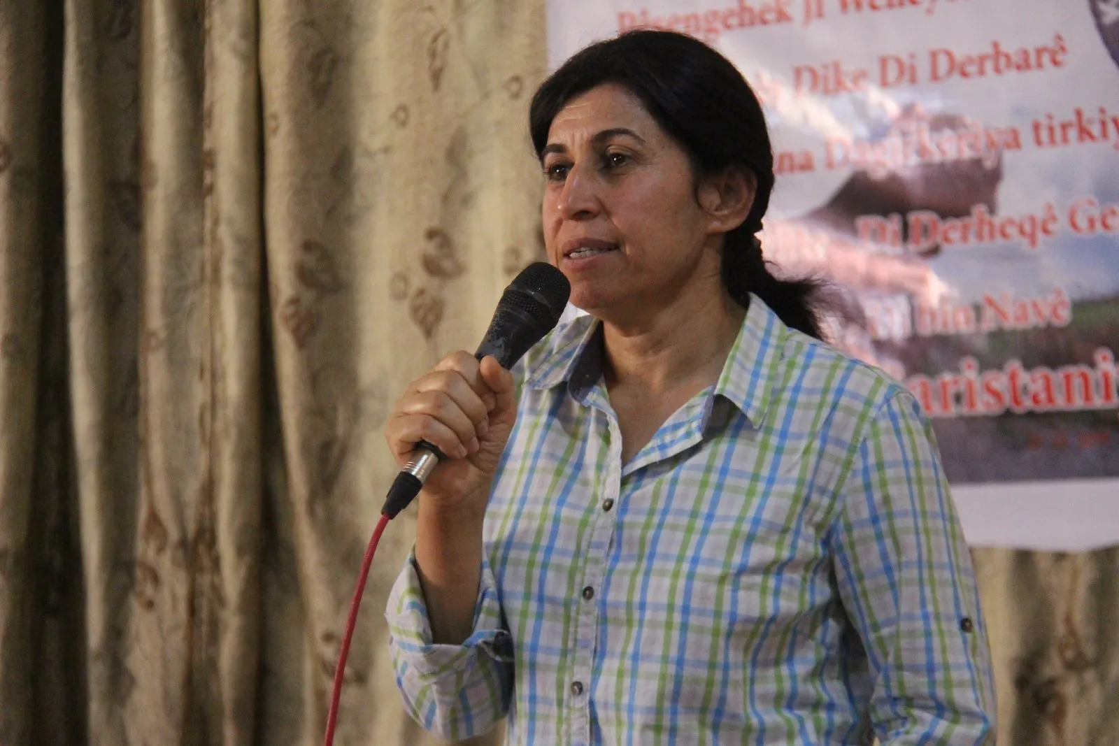 Bi wêneyan binpêkirinên li Efrînê tên meşandin, hatin nîşandan