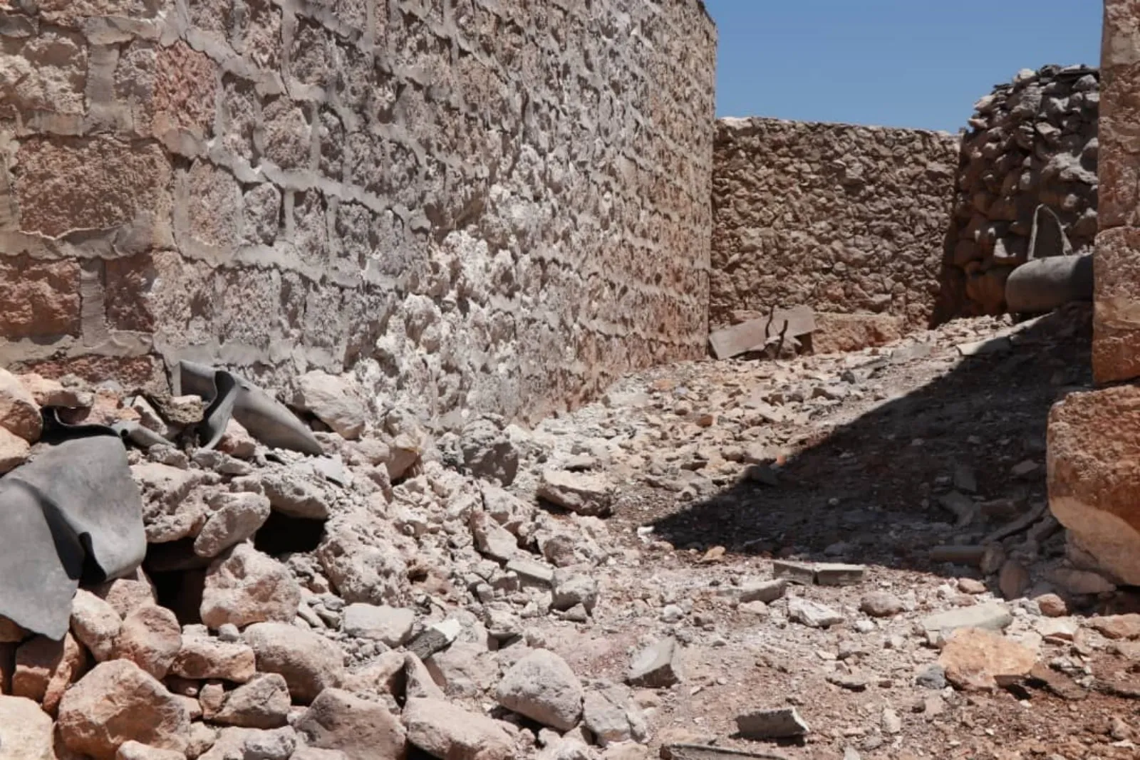 ANHA‘yê ziyanên ji ber topbarana li ser gundên Soxanekê şopand