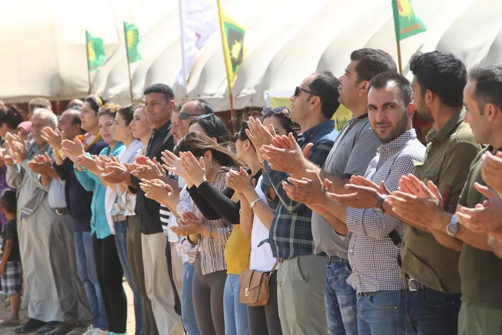 Çalakiya mertalên zindî ya li Kobanê di roja 2‘yemîn de didome