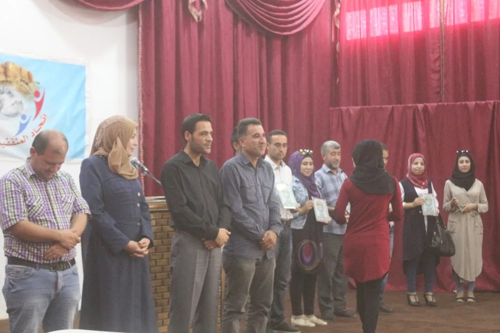 Xelatên pêşbirka wêjeyî hatin dayîn
