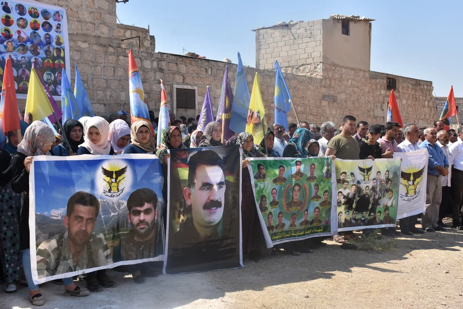 ‘Berxwedana Til Eran û Til Hasilê bingeha berxwedana li hemberî fikrê tundraw bû‘